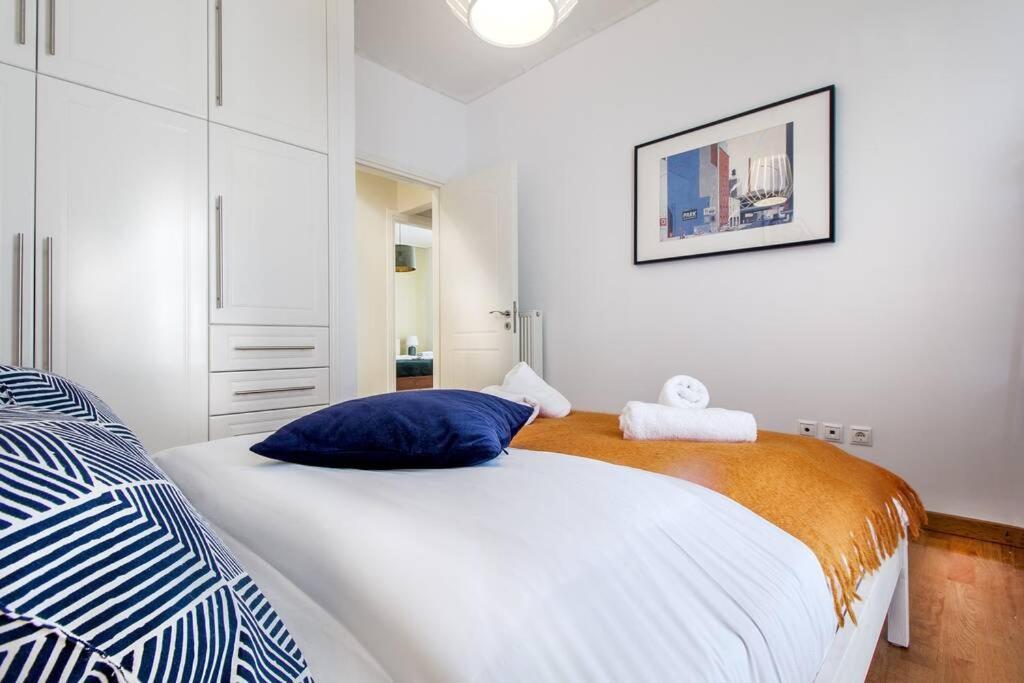 Spacious Apartment In Glyfada Close To The Sea أثينا المظهر الخارجي الصورة