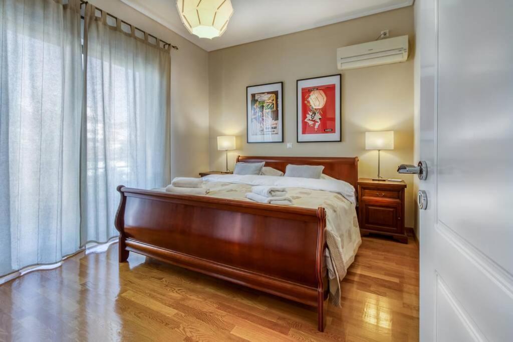 Spacious Apartment In Glyfada Close To The Sea أثينا المظهر الخارجي الصورة