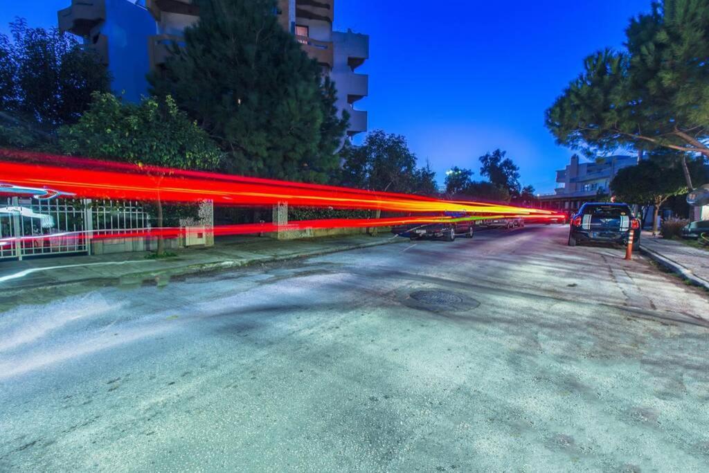 Spacious Apartment In Glyfada Close To The Sea أثينا المظهر الخارجي الصورة