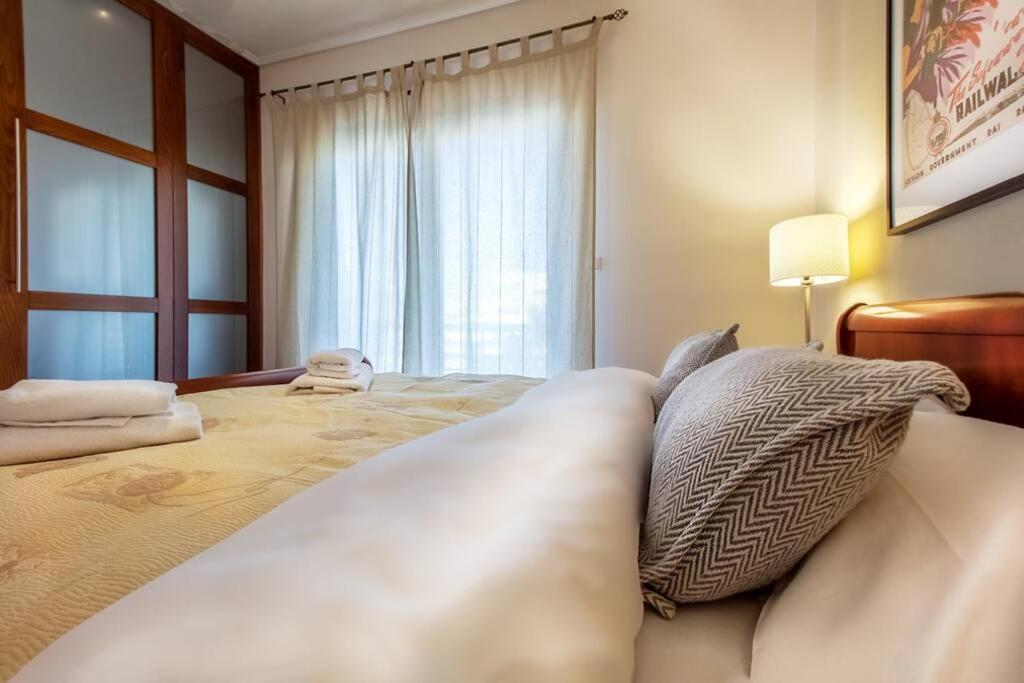 Spacious Apartment In Glyfada Close To The Sea أثينا المظهر الخارجي الصورة